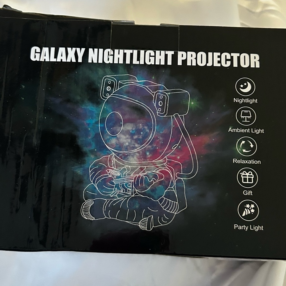 Galaxy Night Light Projector LED Lamp With Remote Control Guitar Astronaut NEW - Picture 3 of 5